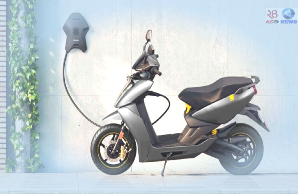 Ather 450S: কম দামে বিশাল ফিচার দেখলেই প্রেমে পড়ে যাবেন ! 3 Ather 450S: কম দামে বিশাল ফিচার দেখলেই প্রেমে পড়ে যাবেন ! Ather 450S: কম দামে বিশাল ফিচার দেখলেই প্রেমে পড়ে যাবেন ! Ather 450S e scooter image Ather 450S: কম দামে বিশাল ফিচার দেখলেই প্রেমে পড়ে যাবেন !